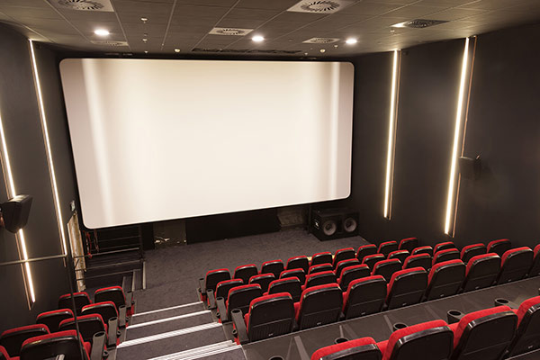 Leinwand und Sitzreihen in Saal 3 des Kinostar Arthaus Heilbronn